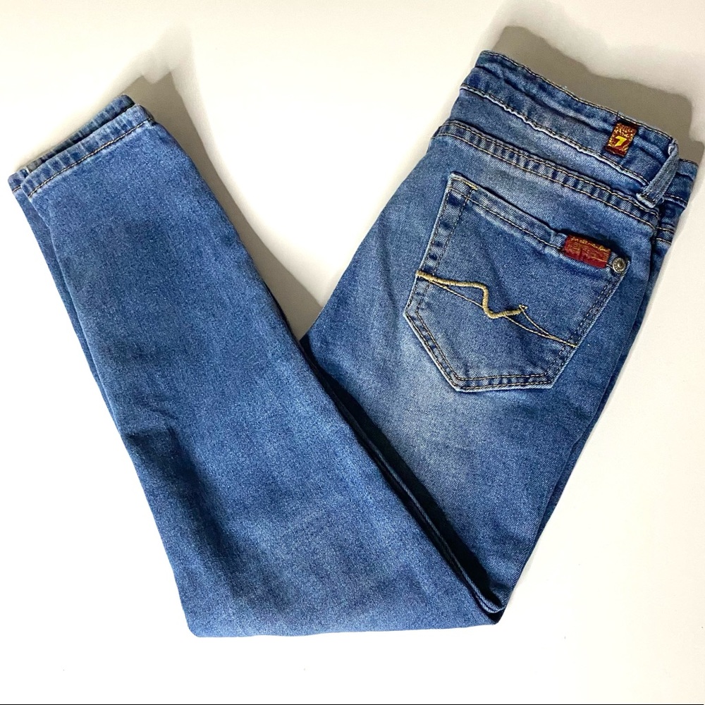 Sz 10 — 7 For All Mankind